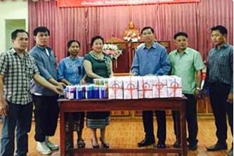 Contributed educational materials to the parent deprived of a city Luang Prabang